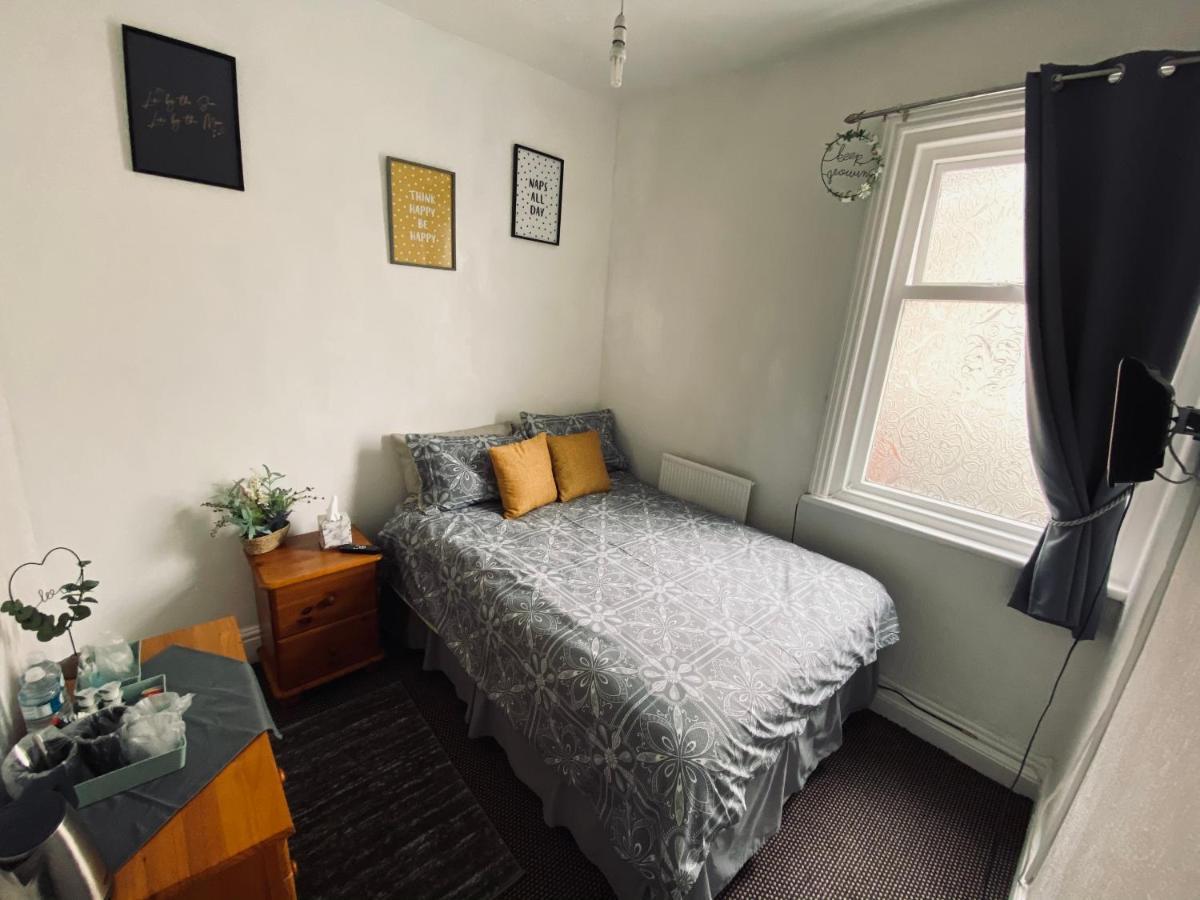Shiray Hotel Blackpool Bagian luar foto
